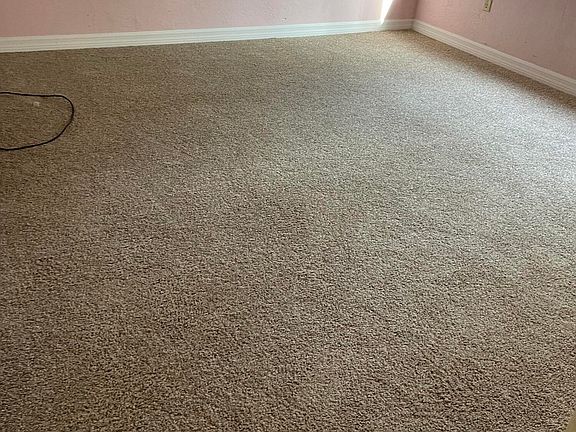 3rd image of 402 Cherrywood Dr