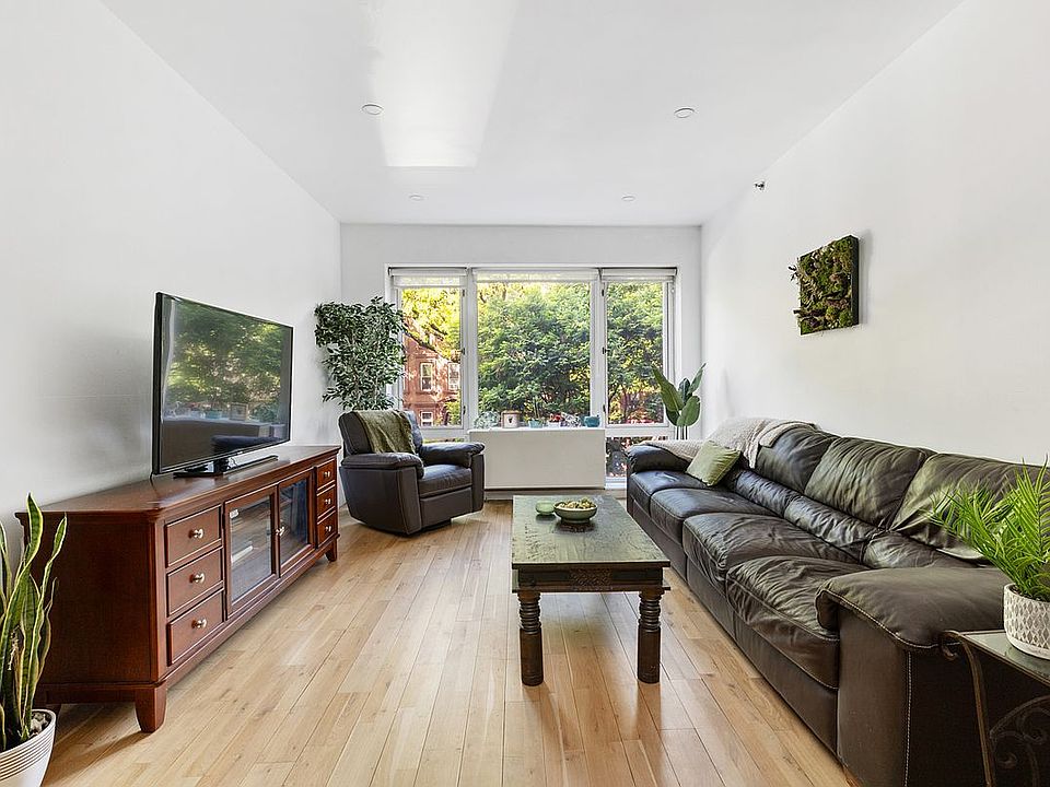 1st image of 541 Washington Ave Unit 305