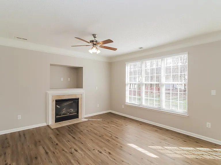 6819 Alydar Ct — Photo 6