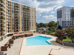 6800 Fleetwood Rd APT 414, Mc Lean, VA 22101