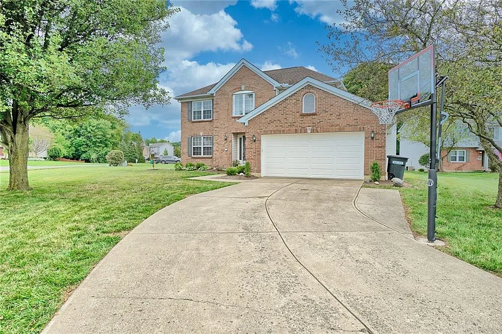 10 Sheridan Cir photo 1