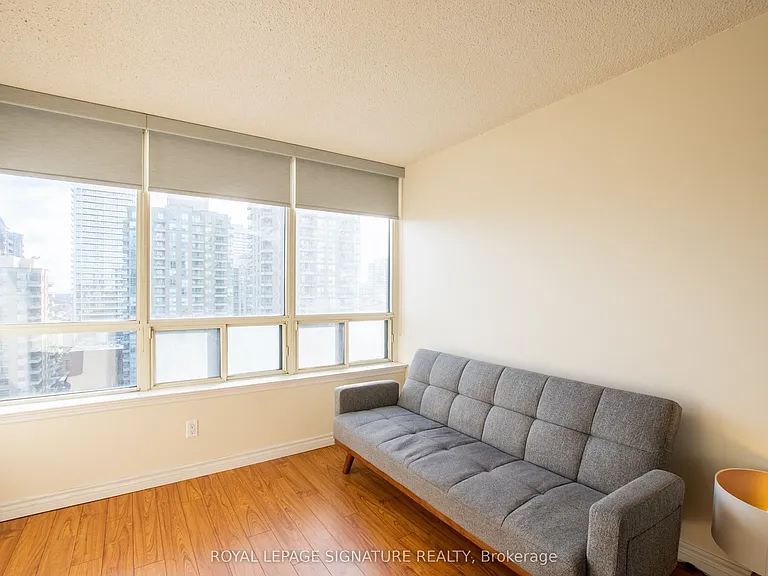 7 Bishop Ave #1604 — Photo 34
