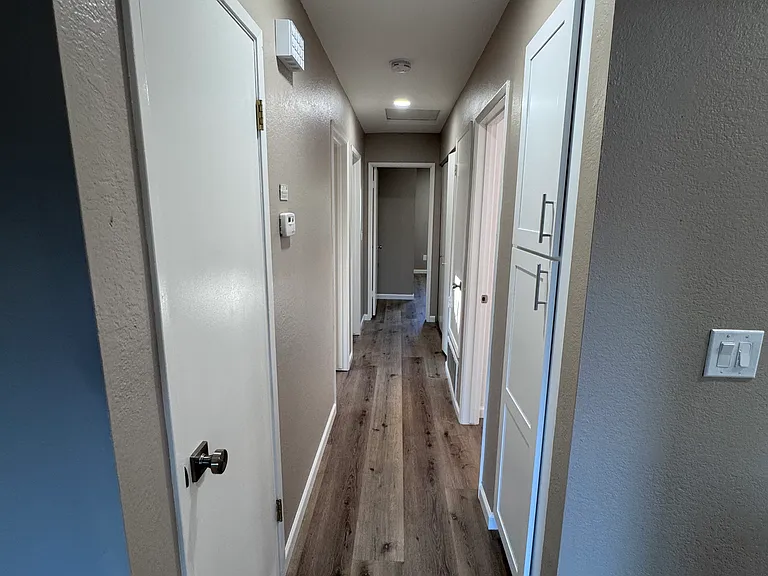 1565 Buttercup Ct — Photo 10