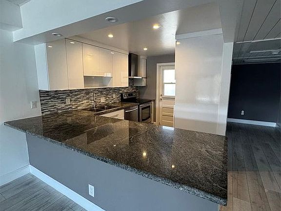 5th image of 3150 N Palm Aire Dr APT 410