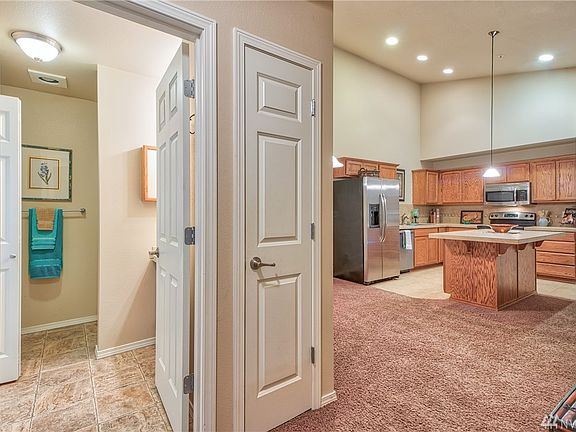 5th image of 1405 Evergreen Park Dr SW Unit 203