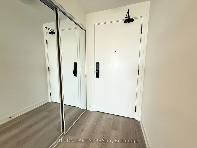 2075 Lakeshore Rd #2408 — Photo 24