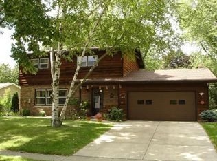 3114 Nightingale Ln, Middleton, WI 53562