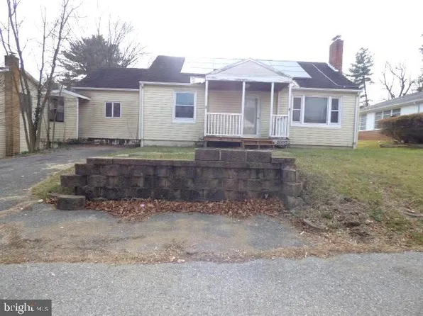 20017 Gilbert Hills Dr, Hagerstown, MD 21742