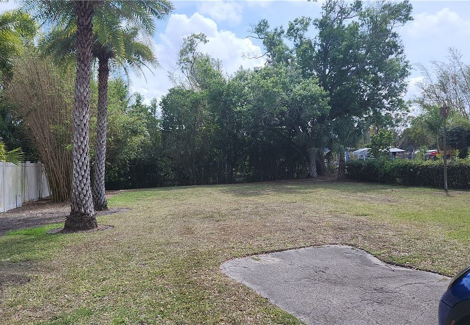 1st image of 4528 E Riverside Dr