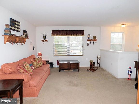 2nd image of 32569 Woodview Pt