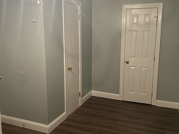 4th image of 1025 Adams Place Rd