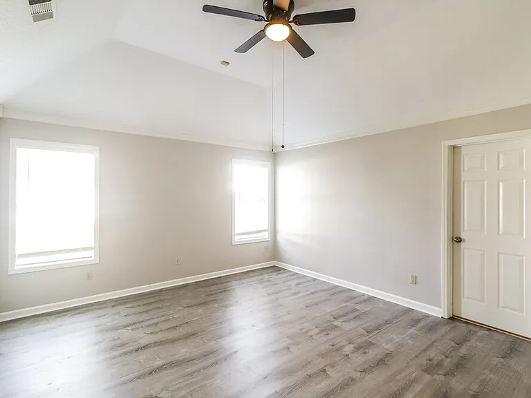 6665 Millgrove Park Dr — Photo 9