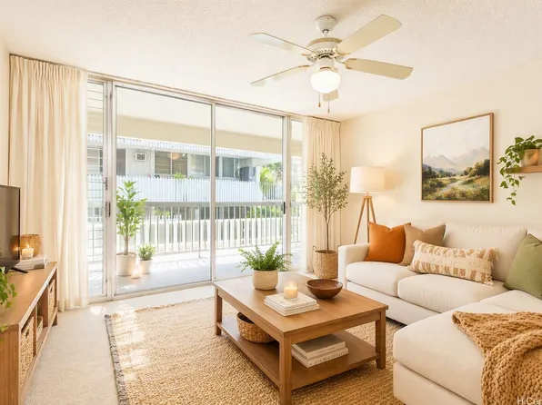 1114 Wilder Ave APT 207, Honolulu, HI 96822