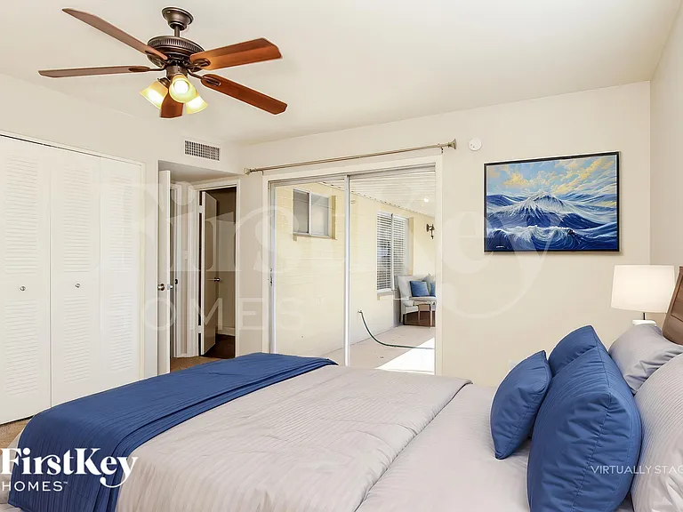3301 W Mountain View Rd — Photo 11