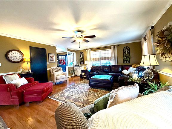 5th image of 370 Runyon Rd