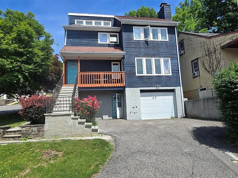 24 Anderson Ave — Photo 1