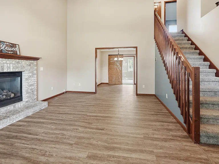 3632 Astoria Way — Photo 6