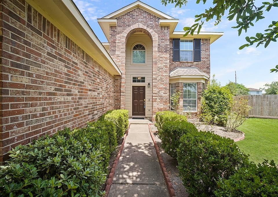 1st image of 7554 Oakwood Canyon Drive