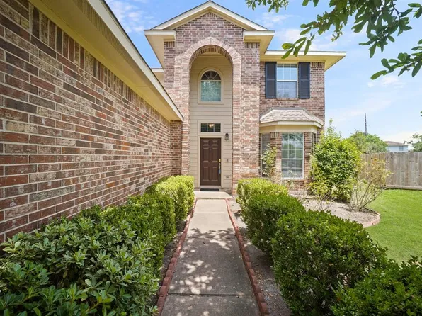 7554 Oakwood Canyon Drive, Cypress, TX 77433