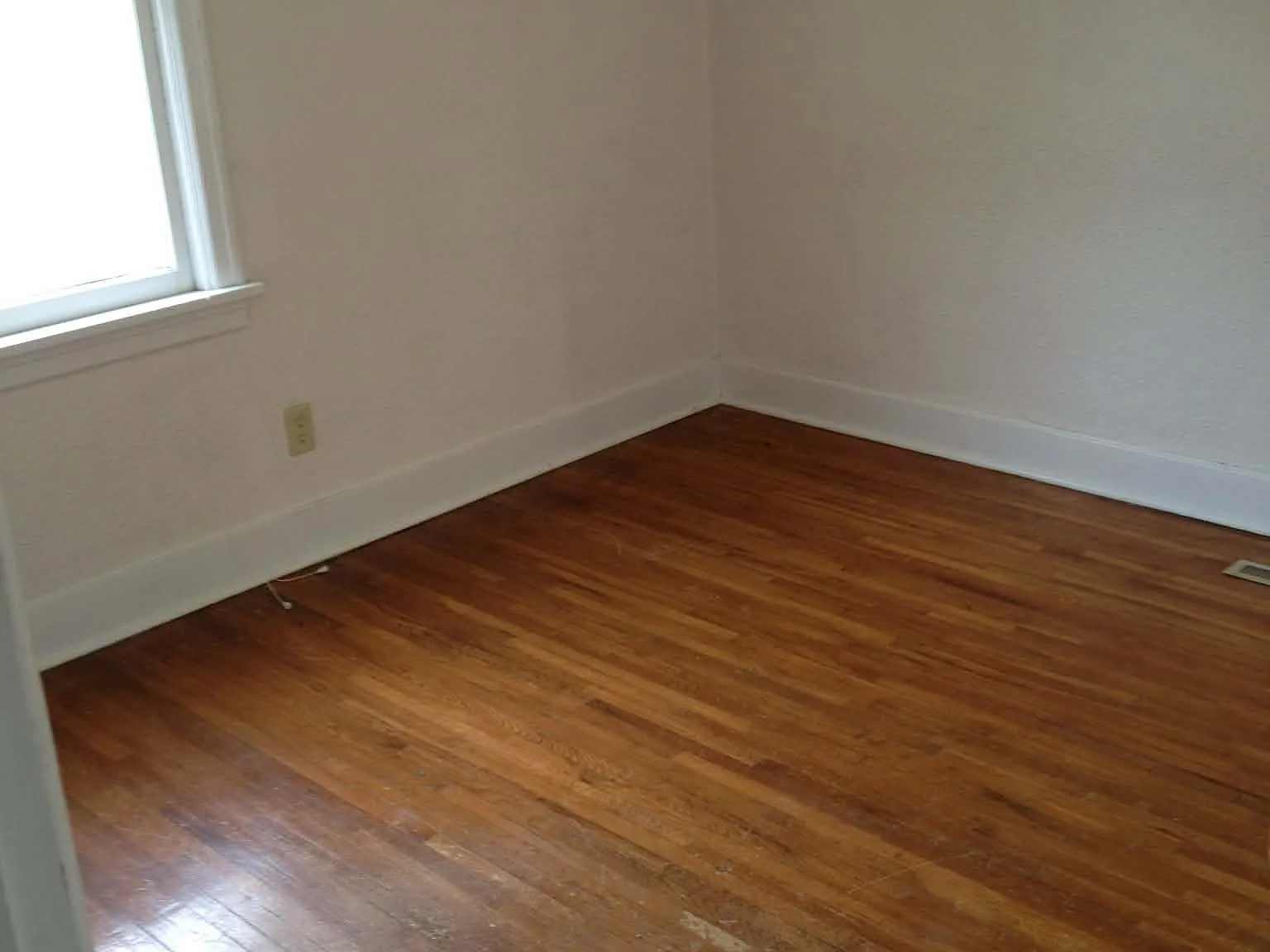 3 bed, $1,900 — Photo 4