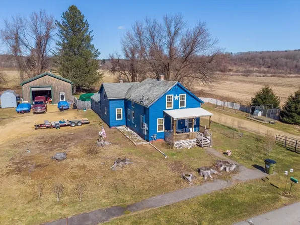 56 Front St, West Brookfield, MA 01585