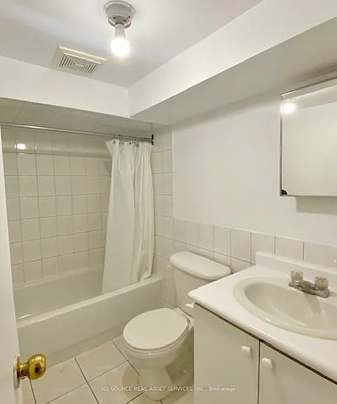56 Markham St #3 — Photo 5