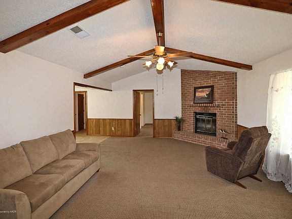 5th image of 1115 SE 58th Ave