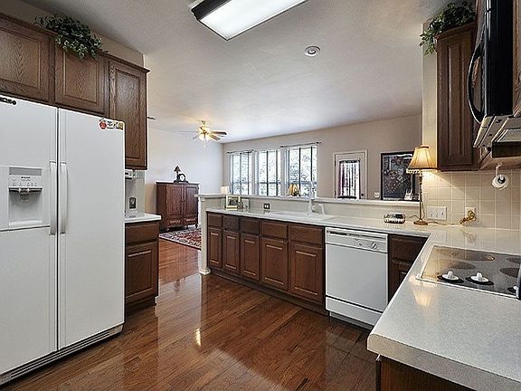 4th image of 11604 Emerald Falls Dr