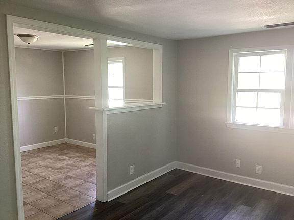 3rd image of 2902 Boyd Ave #2902