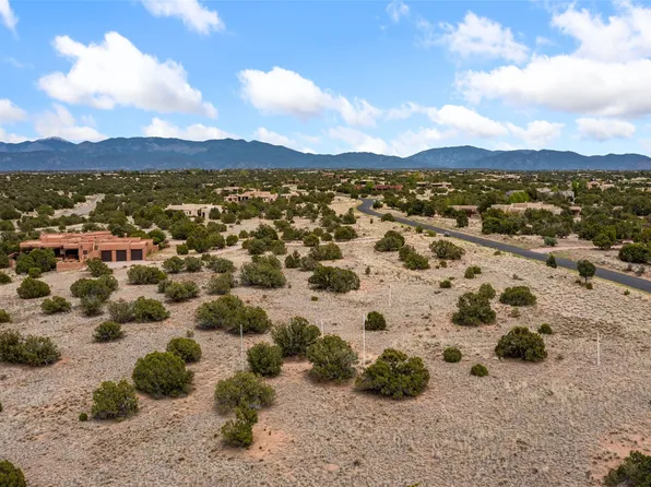 146 Wildhorse, Santa Fe, NM 87506