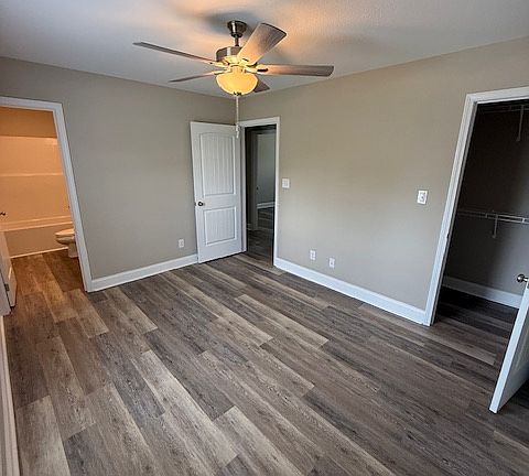 3rd image of 415 Wright Rd