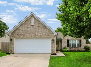 1180 Dahlgren Ln, Cicero, IN 46034