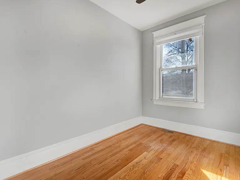 1226 Rhode Island Ave NE — Photo 29