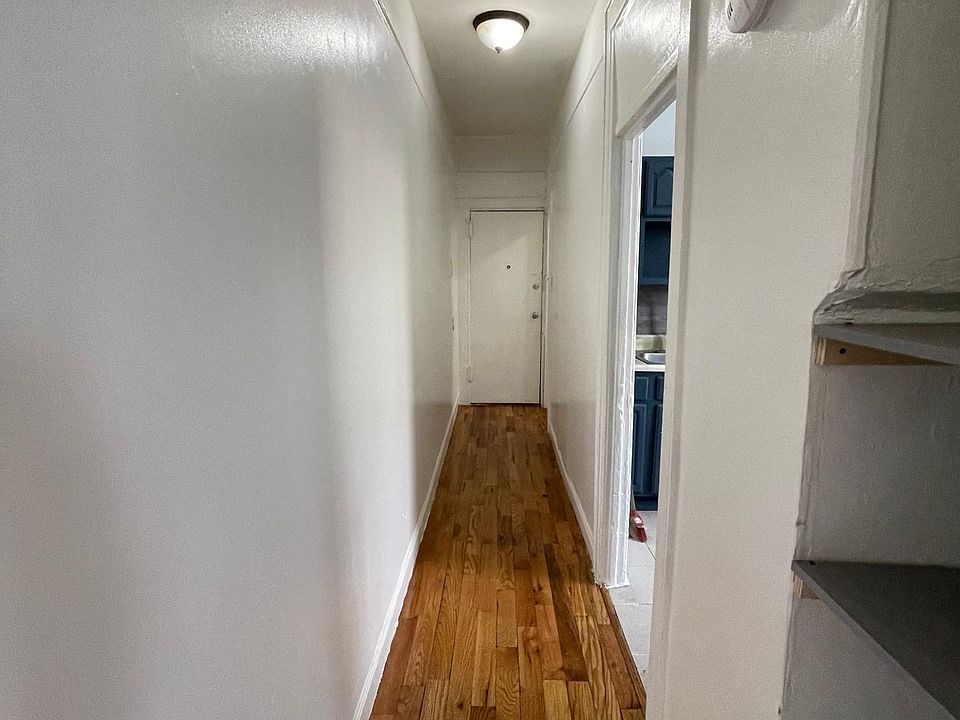 1st image of 9119 172nd St #9