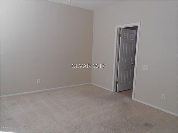 3rd image of 116 Pioneer Peak Pl