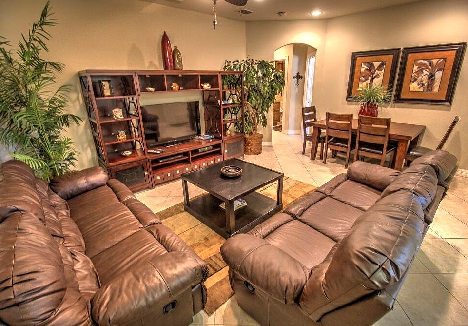 1st image of 109 W Cora Lee Dr