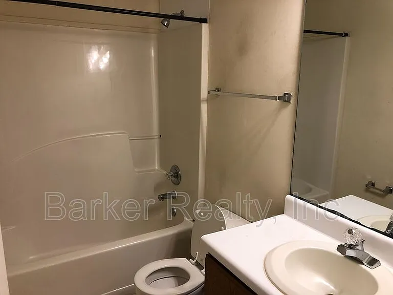 4929 Coral Ridge Ct #101 — Photo 7