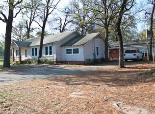 2307 N Jackson St, Palestine, TX 75803