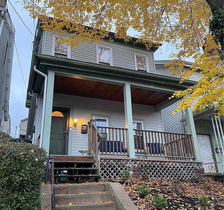 1st image of 221 Ulysses St