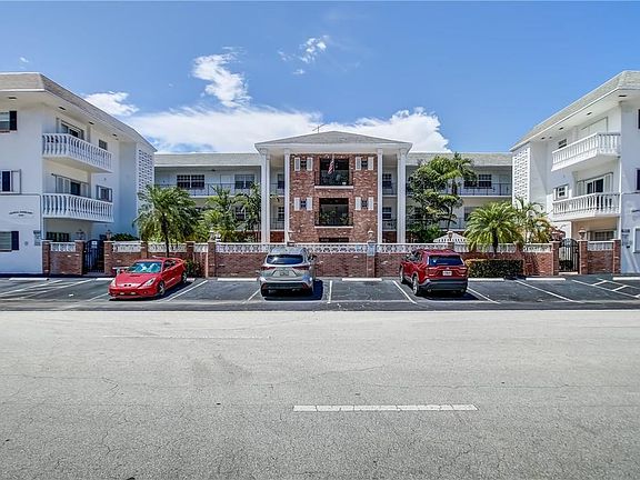3rd image of 2500 NE 9th Street #308