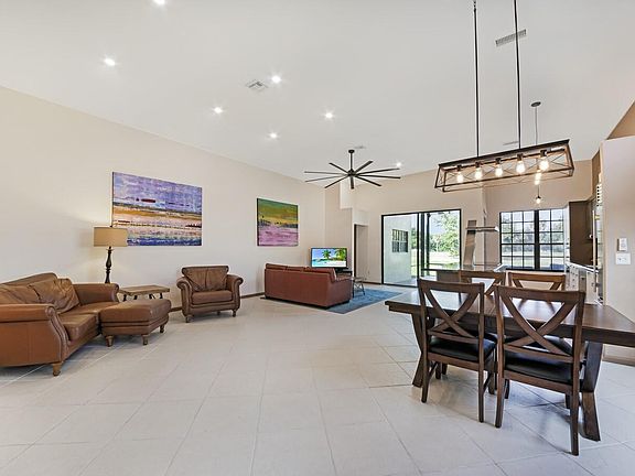 5th image of 4725 Sherwood Forest Dr