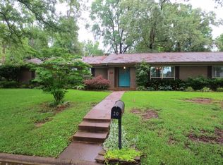 20 Lambeth Rd, Texarkana, TX 75503