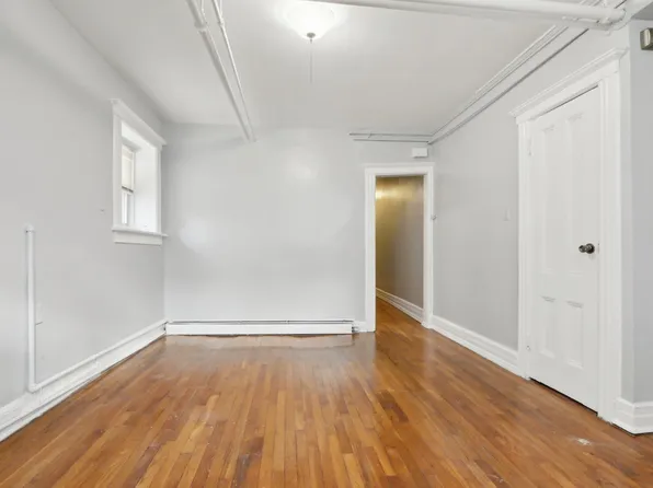 162 Fairview Avenue image 15 of 24