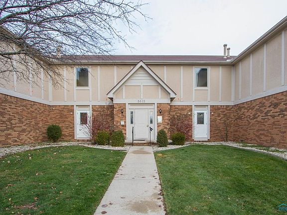 2nd image of 5615 Baronswood Cir APT 102