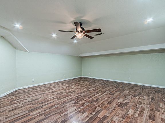 32nd image of 8801 Sylvan Ct