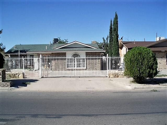 1st image of 9328 Betel Dr