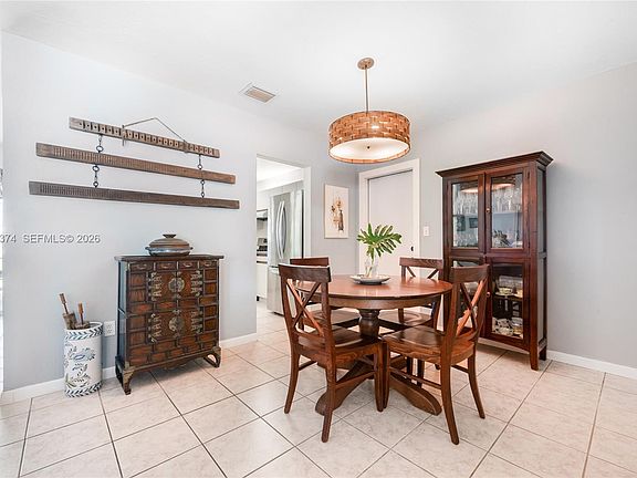 4th image of 18044 SW 89th Pl