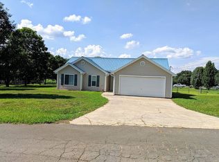 187 Northfield Dr, Chatsworth, GA 30705