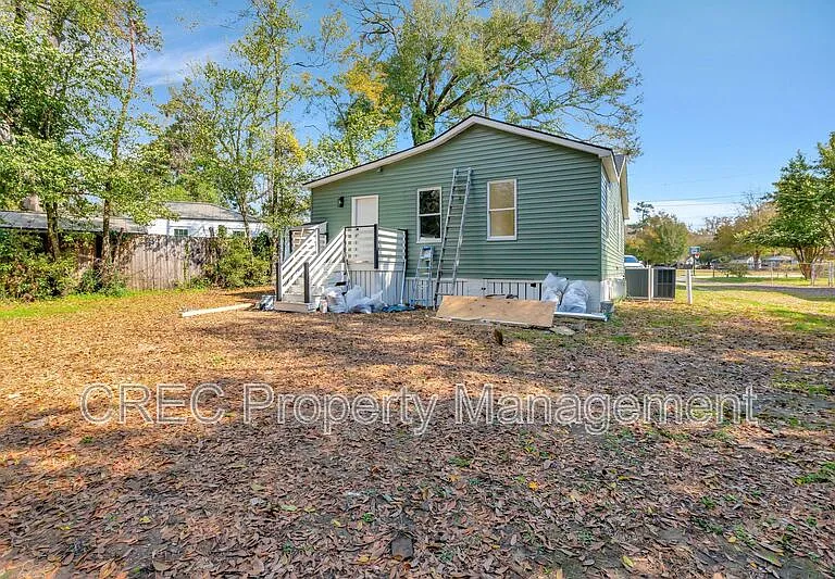 2642 Ferrara Dr — Photo 23