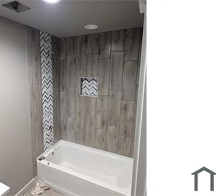 2715 Nora St — Photo 6